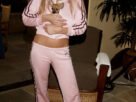 6 looks dos anos 2000 usados pelas celebridades que merecem ser revividos