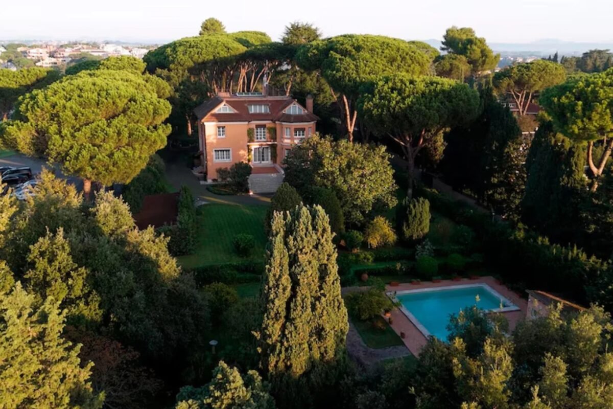 A Kering perdeu a chance de ficar com a casa da família Gucci?