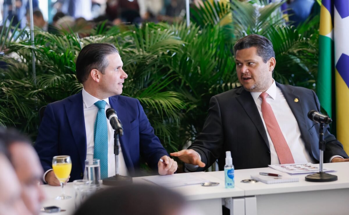Alcolumbre e Motta pedem conciliação e dizem que Lula deve governar para todos