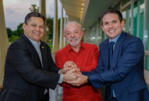 Alcolumbre planeja articular indulto ou anistia a Bolsonaro em busca de votos da direita para se reeleger