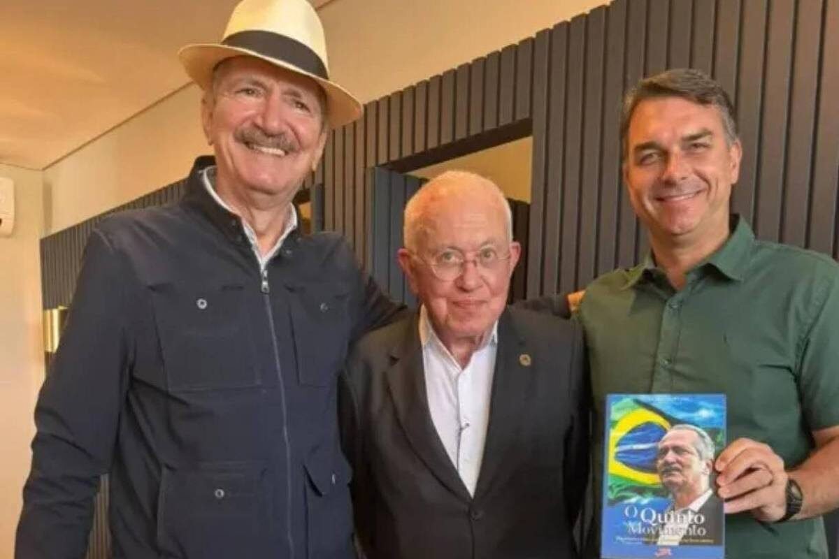 Aldo e Mangabeira declaram apoio a Flávio Bolsonaro e pedem compromisso com soberania