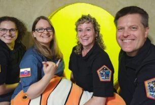 Analog astronauts: How living underwater can prepare humans for space missions