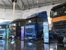 Aos 70, Mercedes reforça portfólio de caminhões para construção, agronegócio e ecommerce