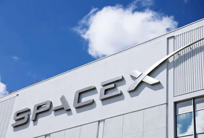 Apoio público de Musk à fusão entre SpaceX e Tesla pode atrasar negociações de US$ 3,5 trilhões