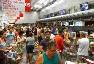 Após fim das bets, brasileiro compra mais alimentos, diz associação dos supermercados