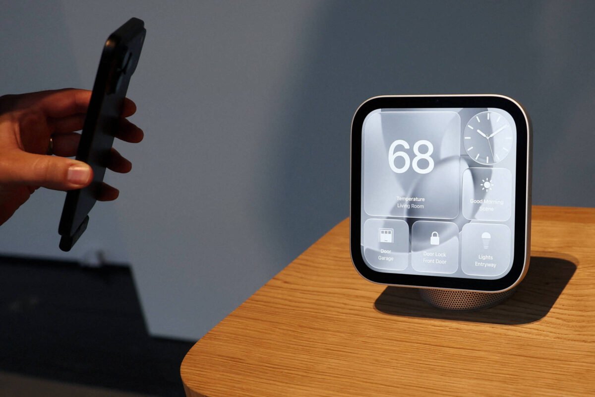 Apple lança novos dispositivos domésticos e atualiza Siri com IA