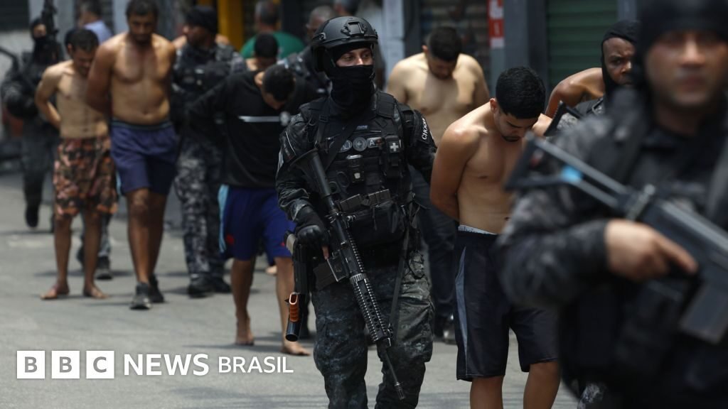 'As gangues, as armas e a batalha pelo Brasil': jornal britânico destaca protagonismo da violência de facções criminosas na eleição