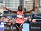 Atual campeã mundial da maratona é suspensa provisoriamente por doping