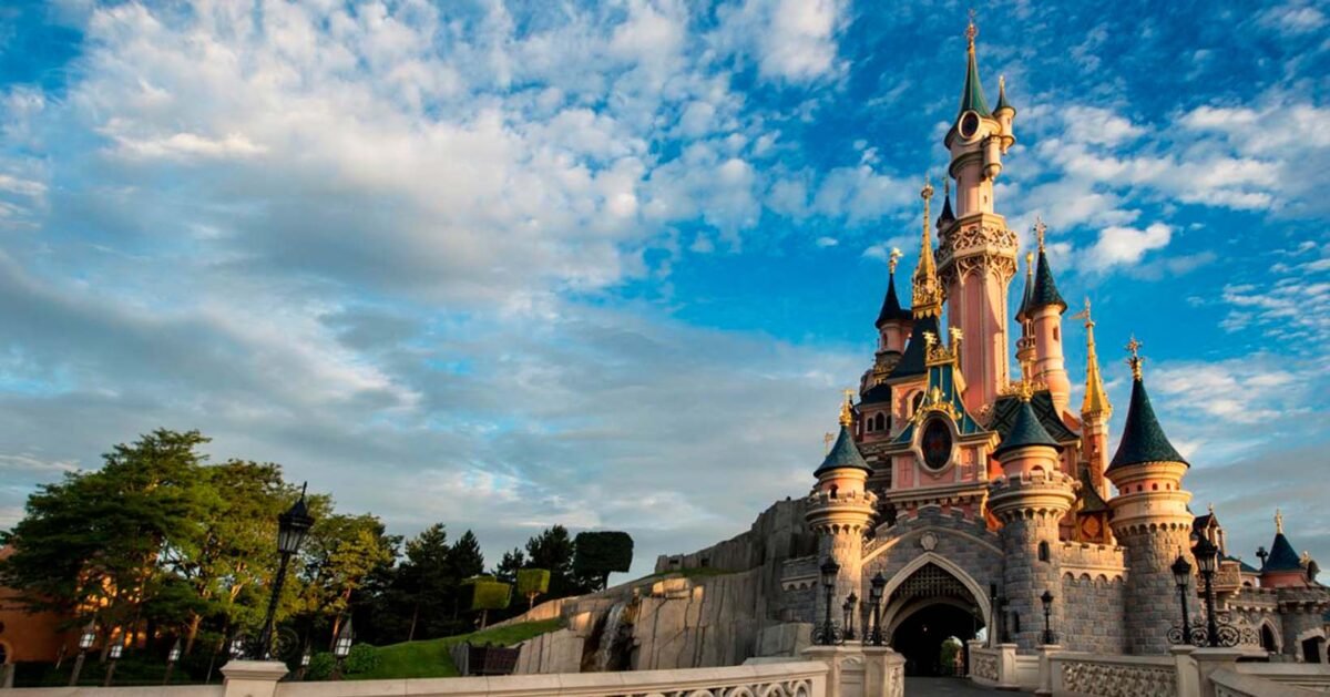 Bom preço! Ingresso para a Disney Paris a partir de R$ 314 nas férias de janeiro