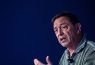 Brasil vive primeira eleição do 'precariado', diz economista britânico