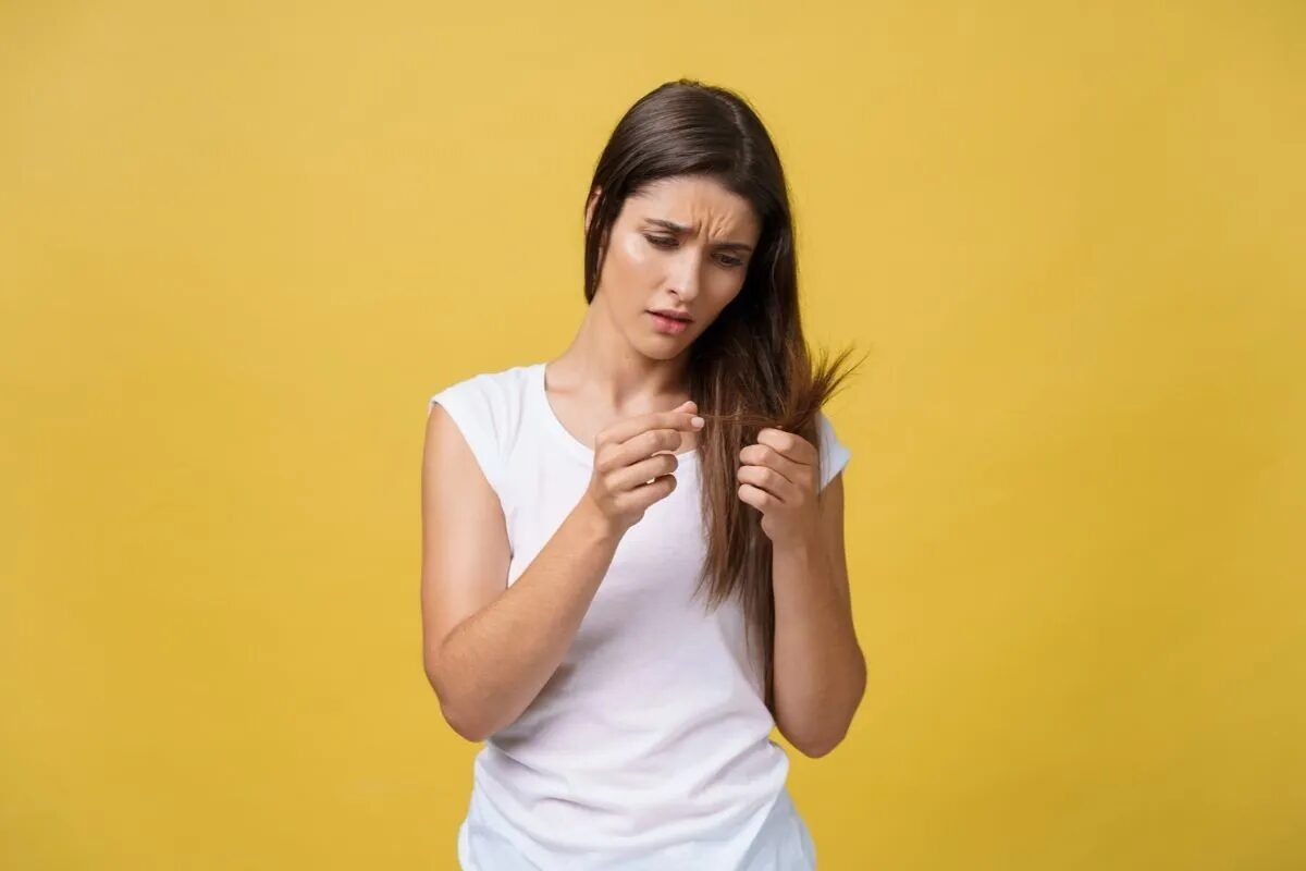 Cabelo caindo e unha fraca: efeitos das canetas que pouca gente comenta