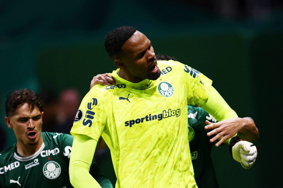 Carlos Miguel leva Palmeiras à final e guarda segredo sobre estratégia nos pênaltis