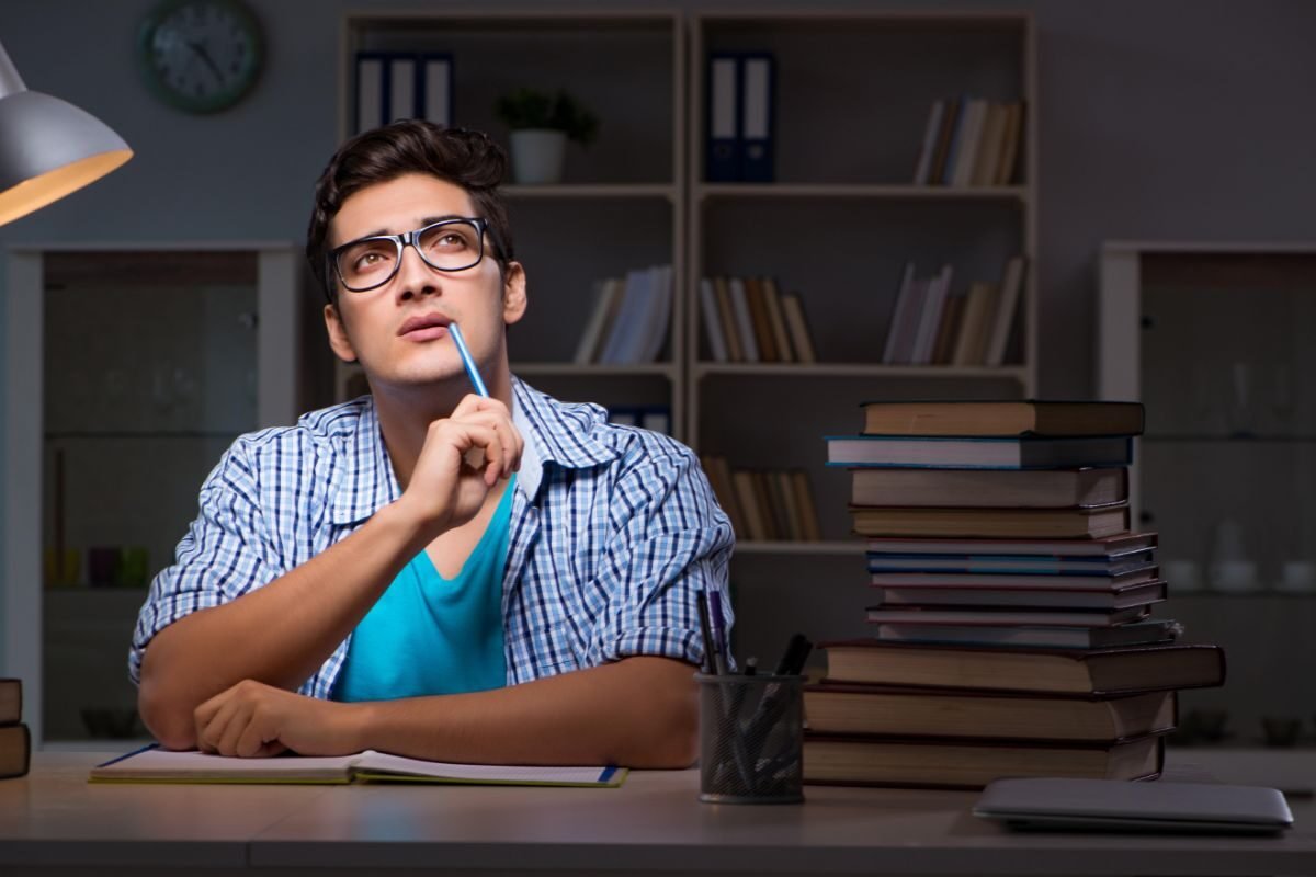Ciências Atuariais, Estatística ou Economia: o que muda entre as graduações?