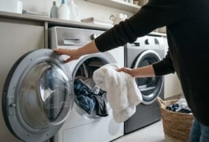 Colocar uma toalha seca dentro da secadora com roupas molhadas: por que é recomendado em dicas domésticas australianas e para que serve