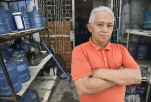 Comerciante no Recife vota em Flávio 'porque ele é filho de Bolsonaro'