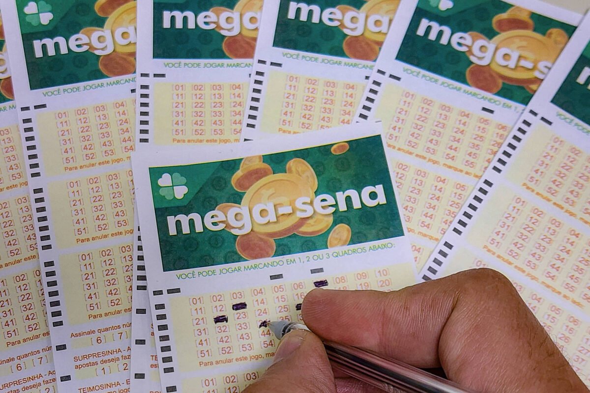 Confira a partir das 21h deste sábado (24) o resultado do concurso 3074 da Mega-Sena