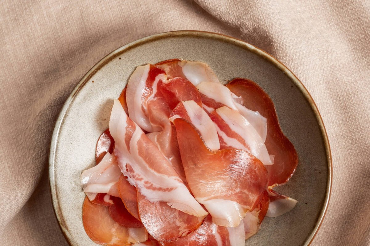 Conheça produtores de jamón, pastrami e salame que estarão no festival gastronômico da Folha