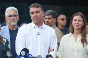 Corregedor do TSE manda ‘Tropa do Flávio’ retirar áudio sobre falsa fraude