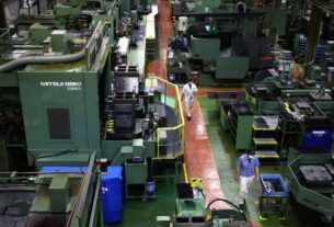Crescimento do setor manufatureiro do Japão desacelera para menor nível em 7 meses em outubro, diz PMI