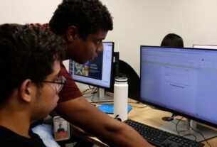 Cursos gratuitos do Senac RJ e da Rede Windsor preparam pessoas com deficiência para o mercado de trabalho