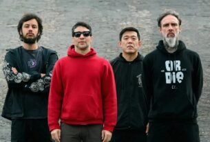 Dead Fish faz show surpresa em comemoração à reeleição de Lula