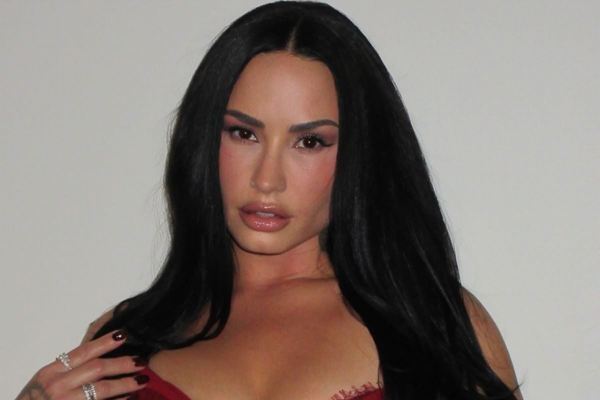 Demi Lovato diz ter feito as pazes com o próprio corpo aos 34 anos