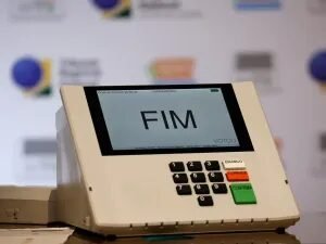 Eleitores que estiverem na fila às 17h ainda podem votar? Entenda