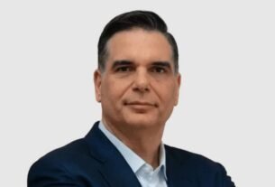 Empresa vê alta de 500% na busca por visto migratório após eleição