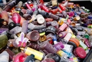 Empresas ampliam programas de reciclagem de embalagens e buscam fidelizar clientes