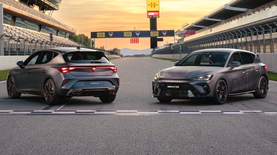 Este fim de semana pode conduzir um CUPRA no Circuito do Estoril