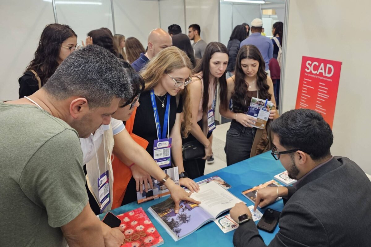 Estudantes planejam estudar fora mais cedo e olham além de EUA e Canadá
