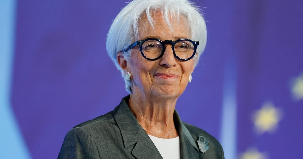 EXCLUSIVO-Fórum Econômico Mundial pode nomear Lagarde já em novembro, dizem fontes