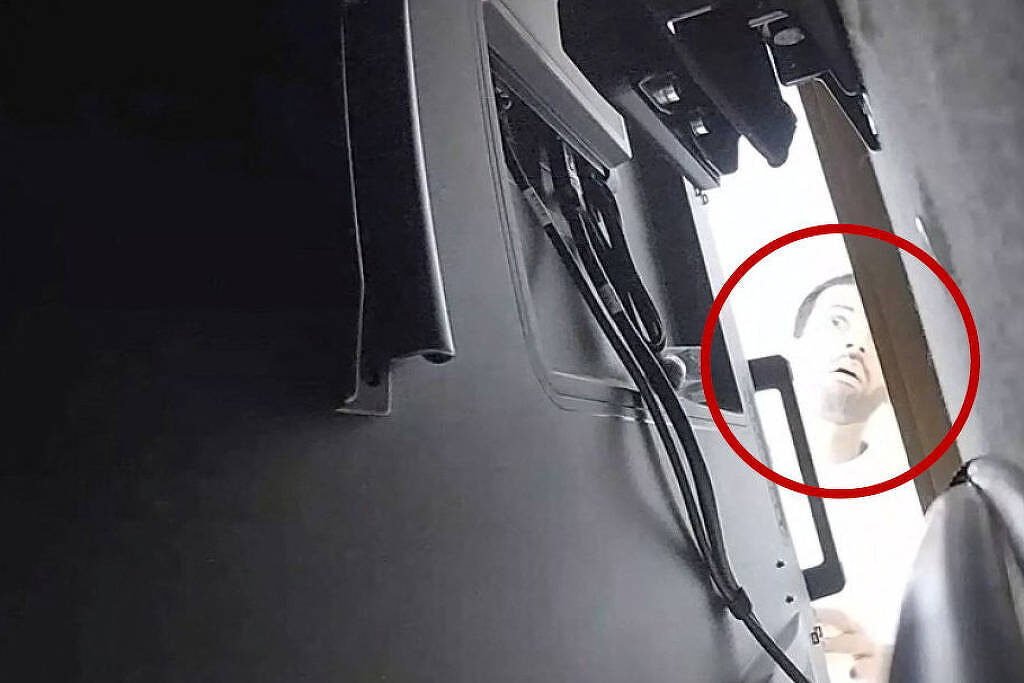 FBI prende engenheiro da OpenAI acusado de instalar escuta em sala de reuniões da empresa