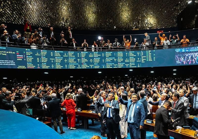 Fim da escala 6×1: veja quando começam as duas folgas semanais e a jornada de 40 horas
