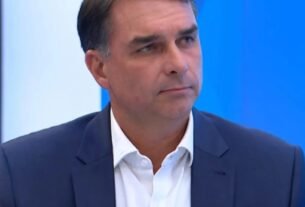Flávio Bolsonaro pode desistir do impeachment de Moraes