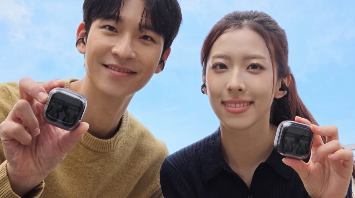Fone-brinco da Samsung começa a ser vendido amanhã (27); veja preço