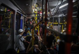 Gestão Nunes gasta em nove meses quase todo o previsto para 2026 com subsídios de ônibus