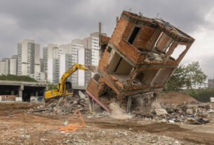 Gestão Tarcísio cobra do governo Lula R$ 70 milhões por remoção de famílias da Favela do Moinho