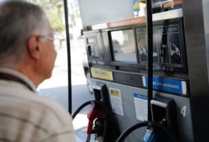 Governo prorroga por um mês subvenção de R$ 2,12 ao diesel
