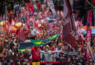 Governo quer manter mobilização nas ruas e 'Exército do Lula' ativo