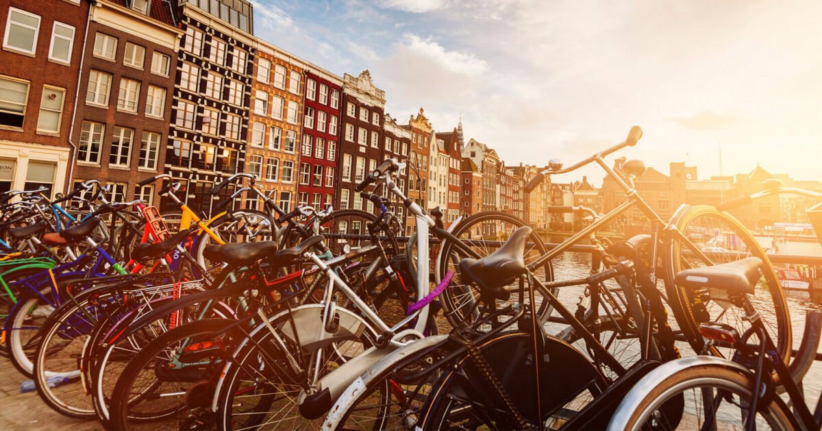 Holanda! Voos diretos da Latam para Amsterdã a partir de R$ 3.784 ida e volta