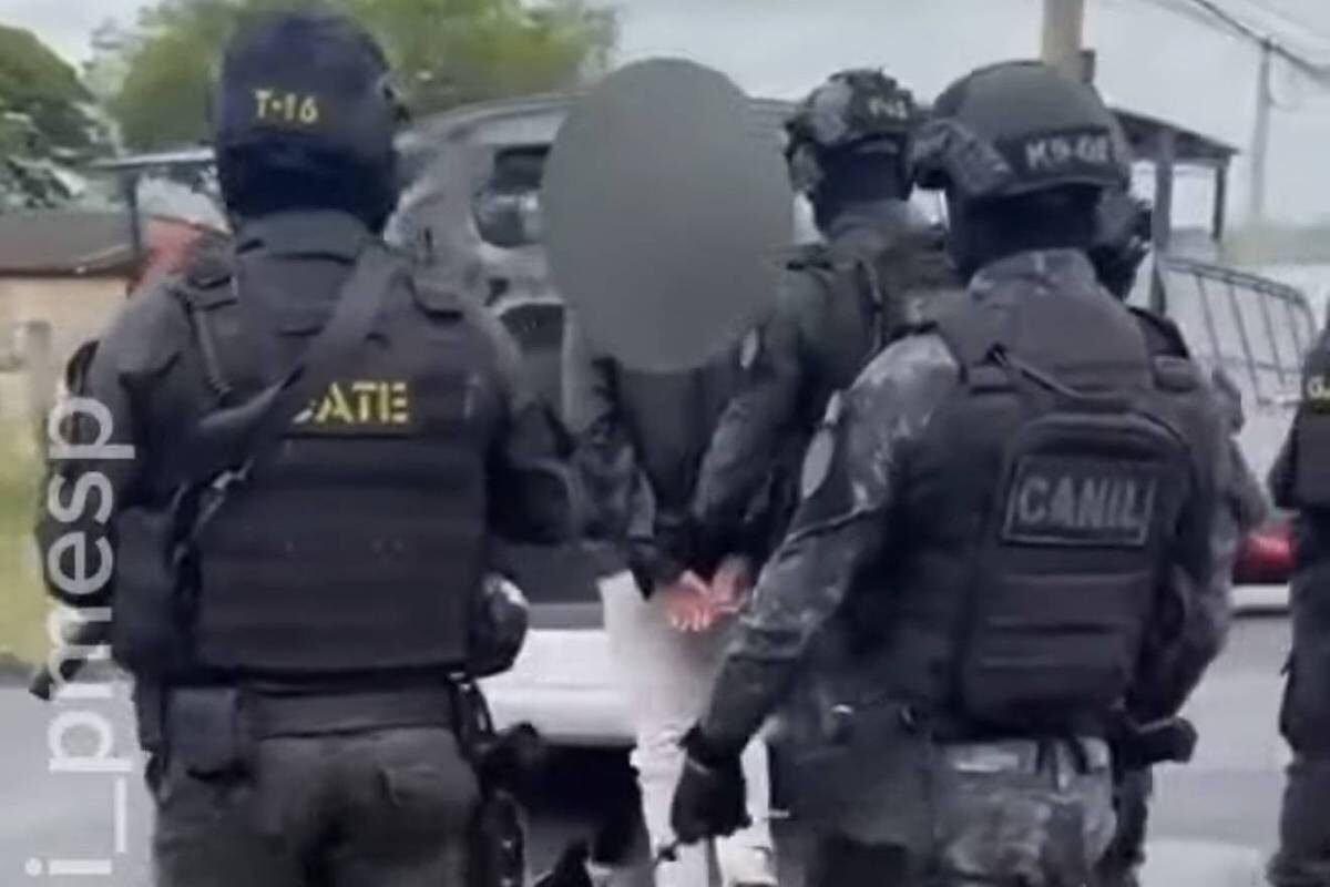 Homem é preso após manter ex-companheira e bebê reféns no interior de SP