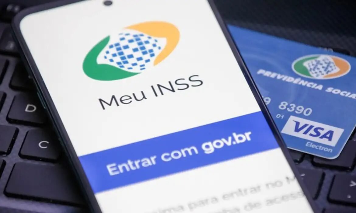INSS: média mensal de concessões de benefícios sobe 70% em quatro anos