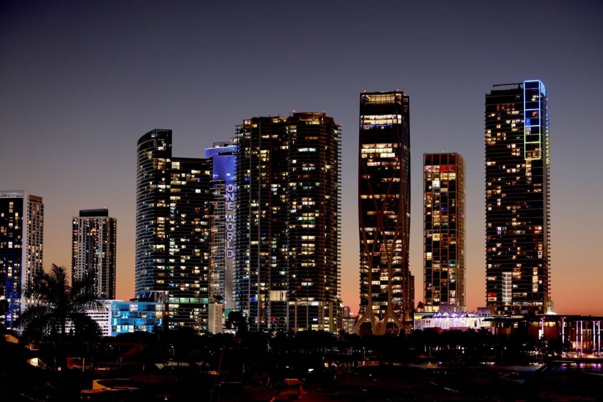 Investidores financiam torres de luxo de US$ 817 milhões em Miami