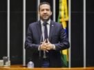 Janones: veja os sintomas do problema cardíaco que causou a internação do deputado