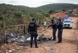 Jovem de 19 anos é executado a tiros e tem corpo carbonizado em Esmeraldas