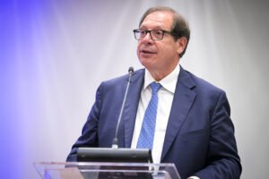 Judiciário deve ser aprimorado para resolver temas da nova sociedade, diz Salomão