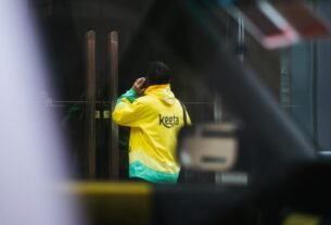 Keeta, da chinesa Meituan, é processada por listar restaurantes sem autorização