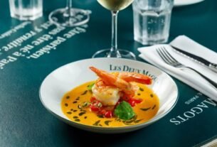 Les Deux Magots faz três anos em São Paulo com sabores de Paris, braseiro aceso e literatura à mesa