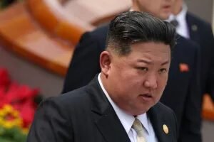 Líder da Coreia do Norte pede “revolução” ao exigir unidades militares mais fortes
